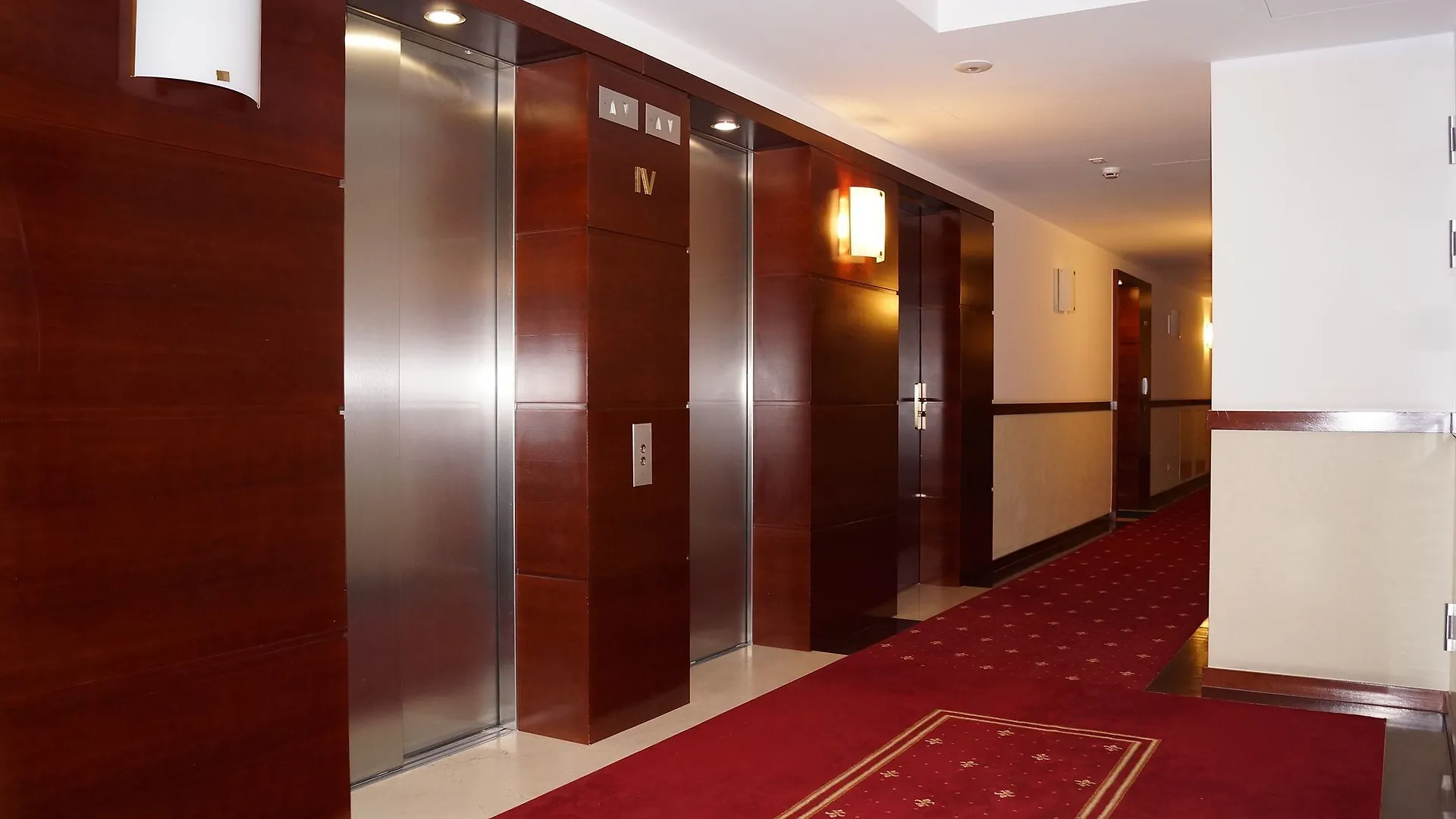 Hosapartments Atelier Residence ワルシャワ アパート